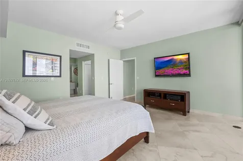 400 Alton Road Miami Beach FL 33139