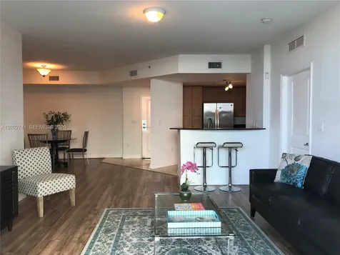 7900 Harbor Island Drive North Bay Village FL 33141