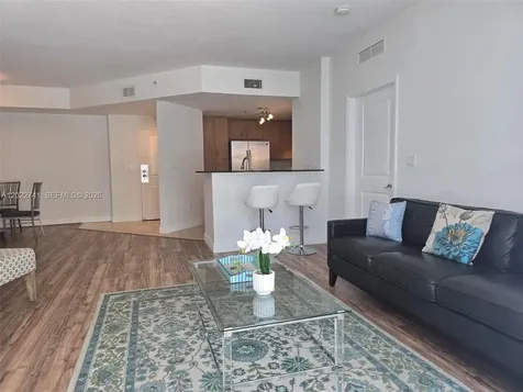 7900 Harbor Island Drive North Bay Village FL 33141