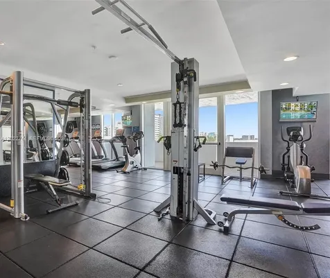 7900 Harbor Island Drive North Bay Village FL 33141