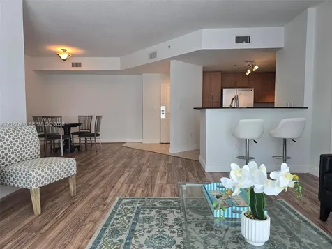 7900 Harbor Island Drive North Bay Village FL 33141