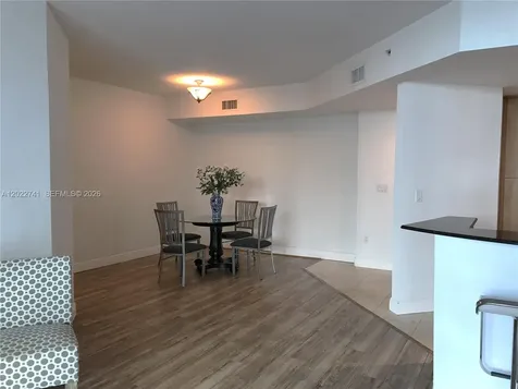 7900 Harbor Island Drive North Bay Village FL 33141