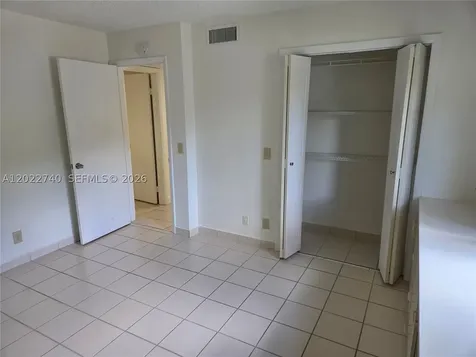 413 Lakeview Drive Weston FL 33326