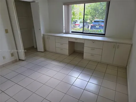 413 Lakeview Drive Weston FL 33326