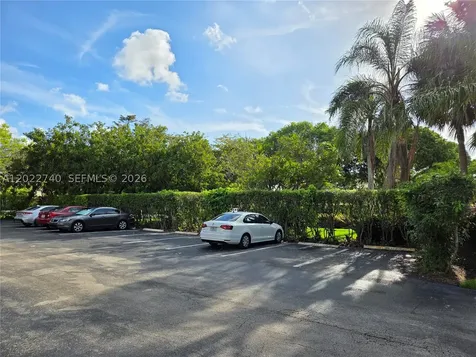413 Lakeview Drive Weston FL 33326