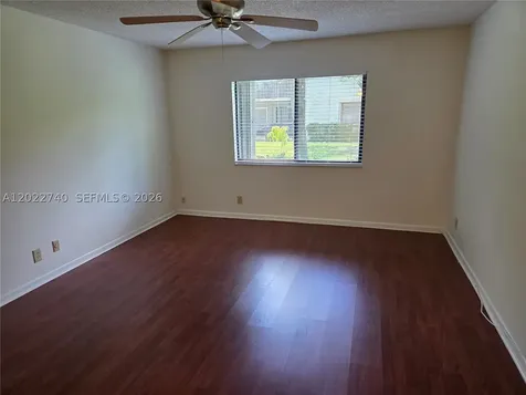 413 Lakeview Drive Weston FL 33326
