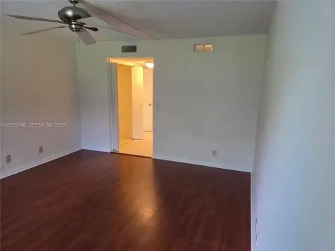 413 Lakeview Drive Weston FL 33326