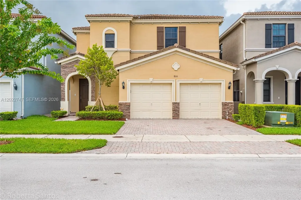 806 NE 191st Street Miami FL 33179