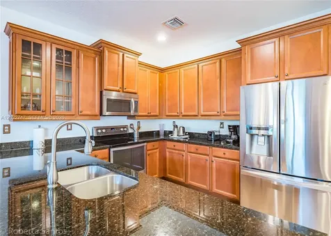 806 NE 191st Street Miami FL 33179
