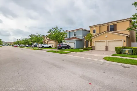 806 NE 191st Street Miami FL 33179