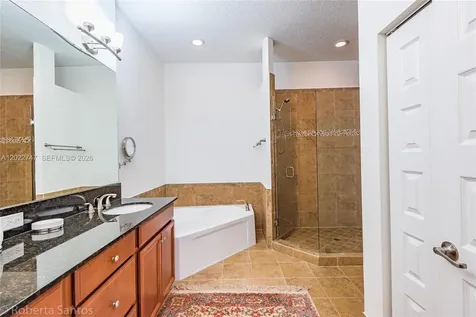 806 NE 191st Street Miami FL 33179
