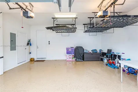 806 NE 191st Street Miami FL 33179