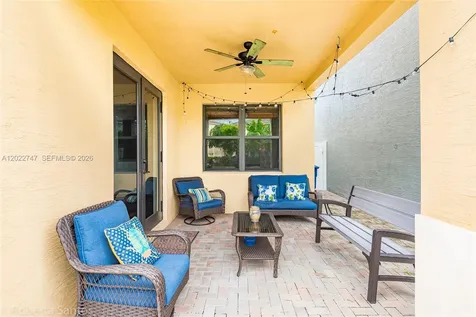 806 NE 191st Street Miami FL 33179
