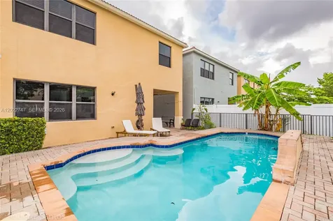 806 NE 191st Street Miami FL 33179