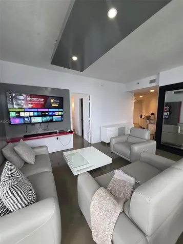 1060 Brickell Avenue Miami FL 33131