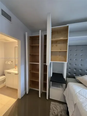 1060 Brickell Avenue Miami FL 33131