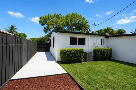 2573 Conroy Drive North Palm Beach FL 33403
