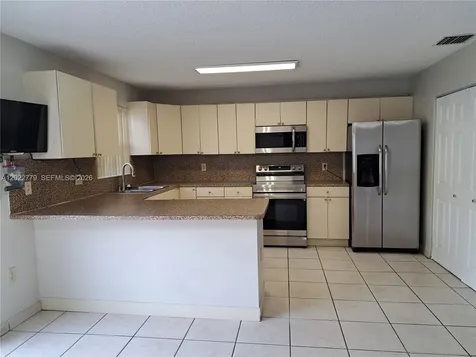 6140 SW 129th Place Miami FL 33183