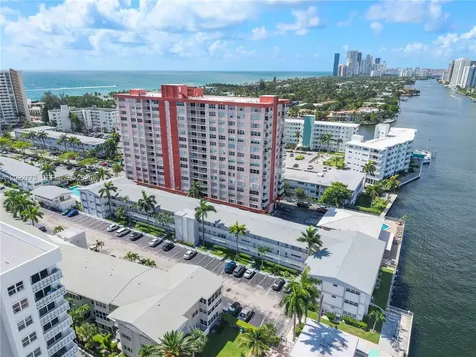 3133 S Ocean Drive Hallandale Beach FL 33009