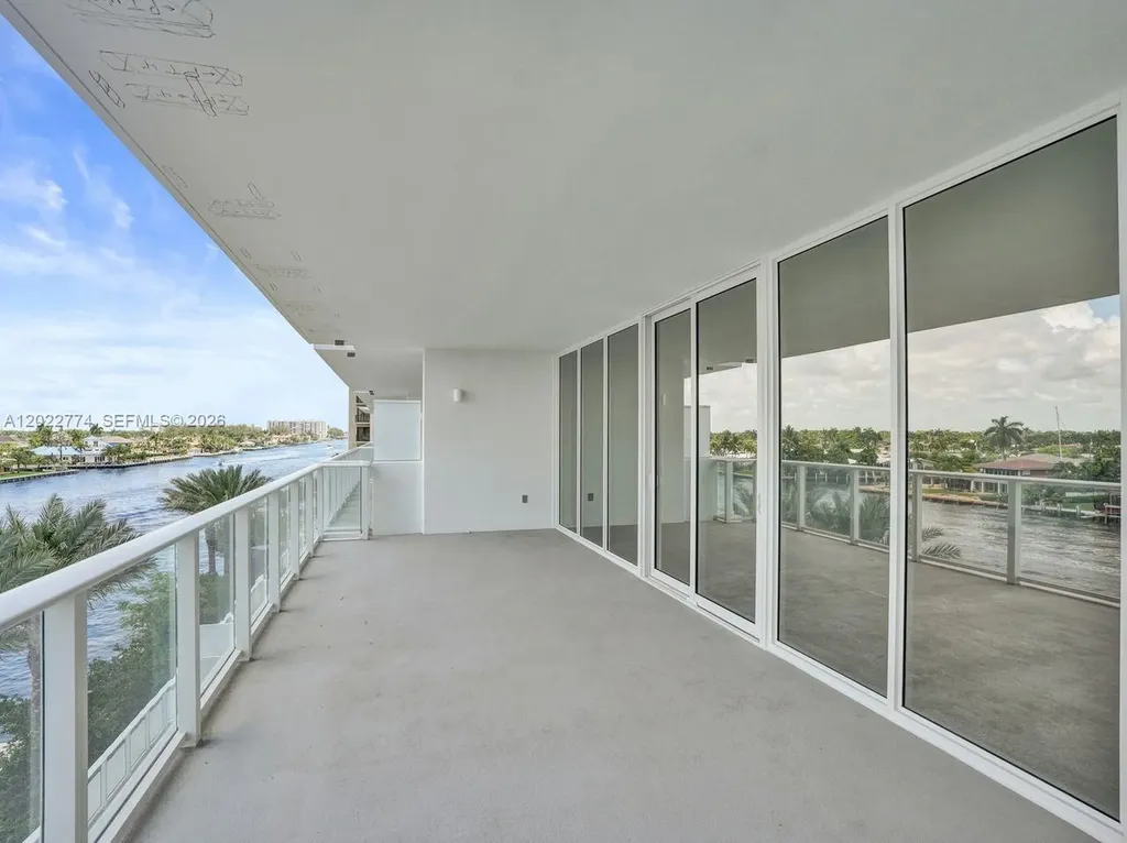 407 N Riverside Pompano Beach FL 33062