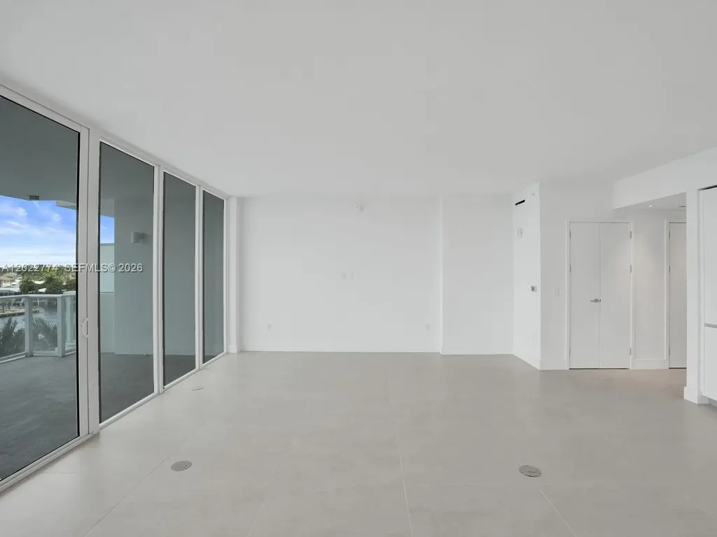 407 N Riverside Pompano Beach FL 33062