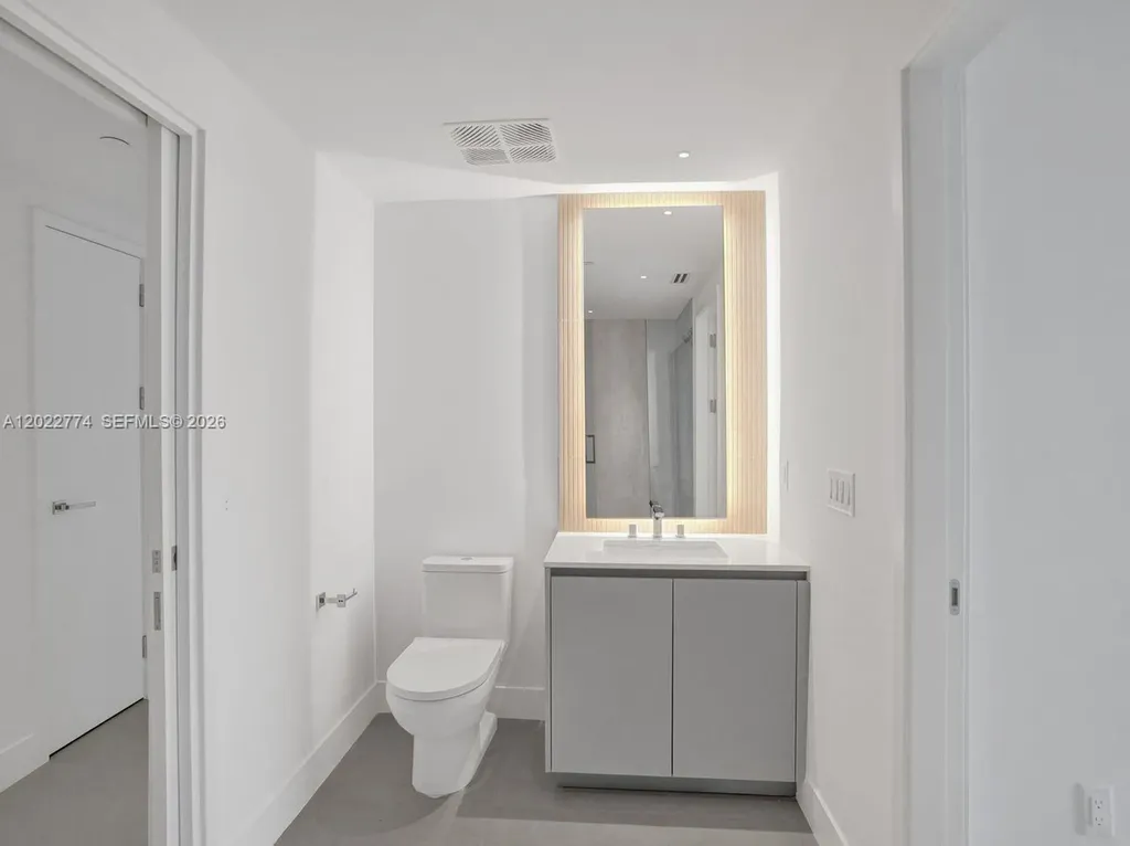 407 N Riverside Pompano Beach FL 33062