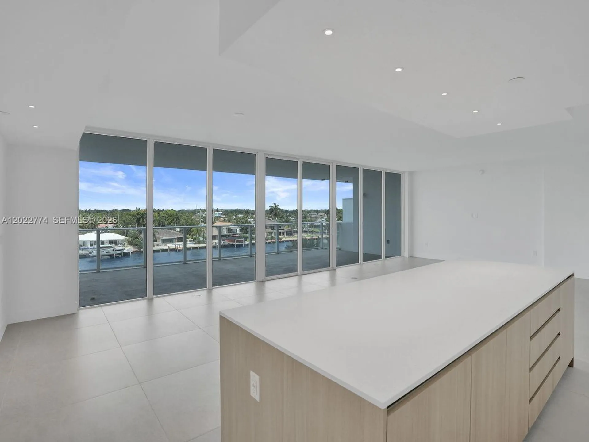 407 N Riverside Pompano Beach FL 33062