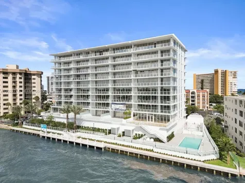 407 N Riverside Pompano Beach FL 33062