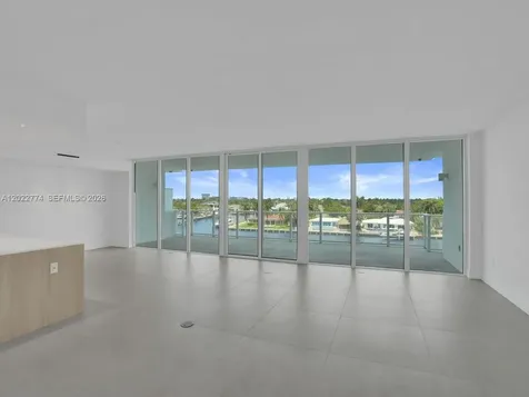 407 N Riverside Pompano Beach FL 33062