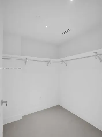 407 N Riverside Pompano Beach FL 33062
