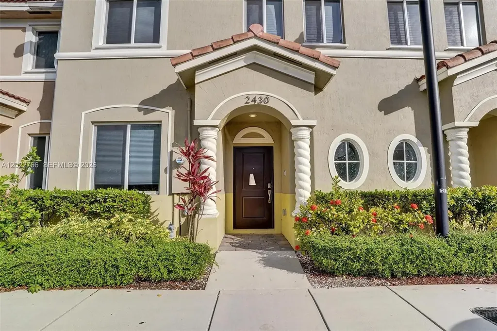 2430 SE 10th Court Homestead FL 33035