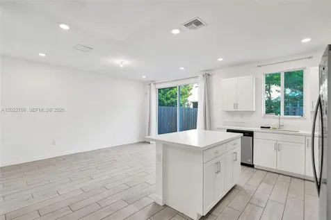 2430 SE 10th Court Homestead FL 33035