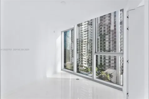 300 Biscayne Blvd Way Miami FL 33131