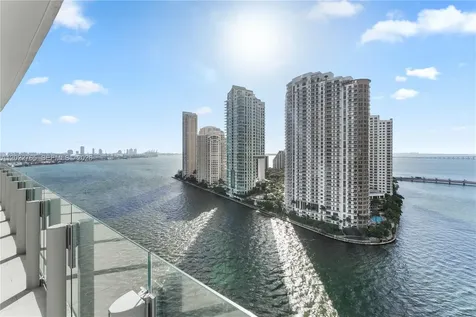300 Biscayne Blvd Way Miami FL 33131