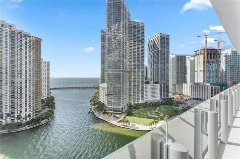 300 Biscayne Blvd Way Miami FL 33131