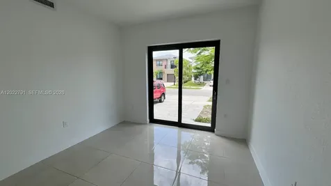 1171 NW 2nd Street Florida City FL 33034