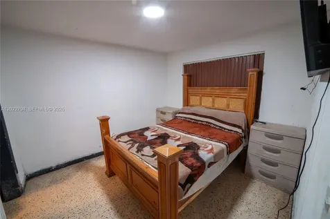3401 NW 15th Street Miami FL 33125