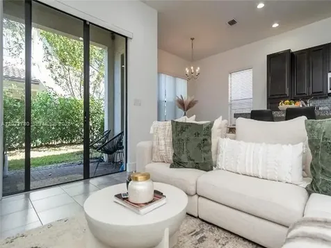 9794 W 34th Court Hialeah FL 33018