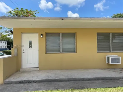 940 SW 4th Avenue Miami FL 33130