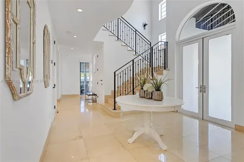350 Redwood Lane Key Biscayne FL 33149