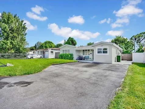 6930 SW 12th Street Pembroke Pines FL 33023