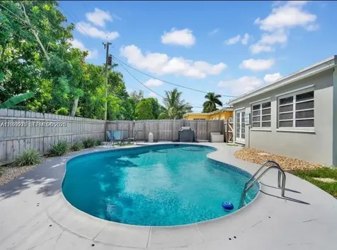 6930 SW 12th Street Pembroke Pines FL 33023