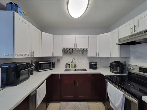 6930 SW 12th Street Pembroke Pines FL 33023