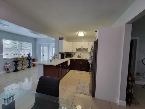 6930 SW 12th Street Pembroke Pines FL 33023