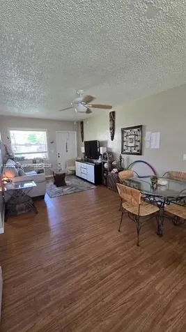 1301 N 12th Court Hollywood FL 33019