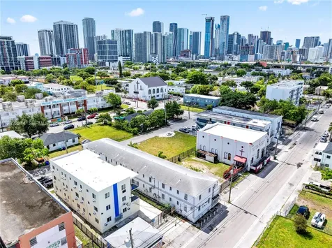 1829 NW 2nd Court Miami FL 33136