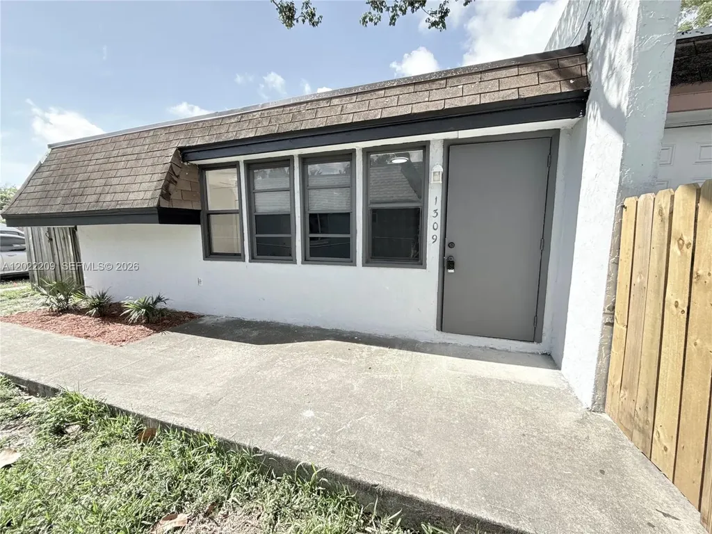 1309 NW 8th Avenue Fort Lauderdale FL 33311