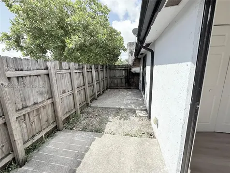 1309 NW 8th Avenue Fort Lauderdale FL 33311