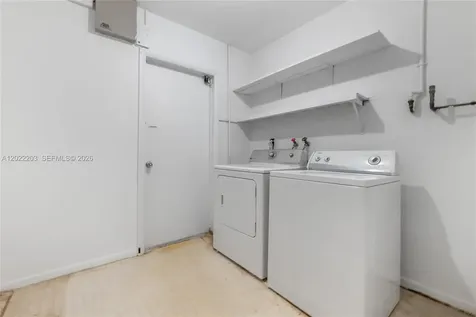 9460 Palmetto Club Lane E Palmetto Bay FL 33157