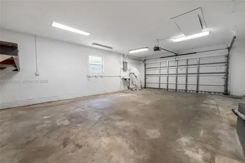 9460 Palmetto Club Lane E Palmetto Bay FL 33157